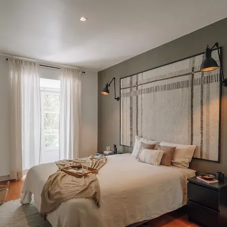 Lansac - 3 Bedrooms And Office In Arroios ליסבון